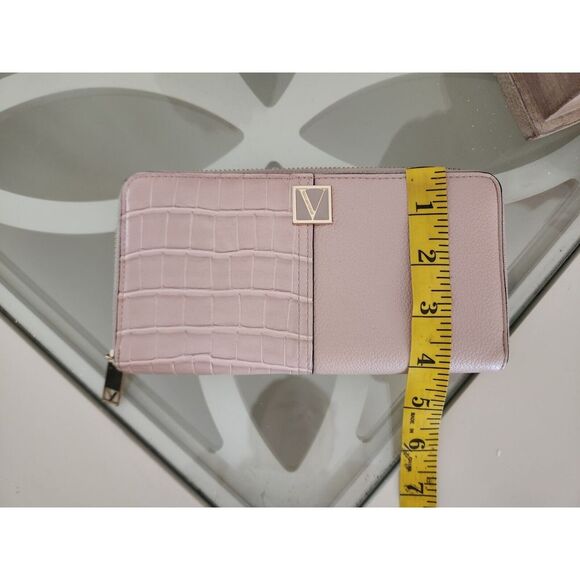 Victoria's Secret Limited Edition Zip‎ Around  Wallet Faux Leather Pink - Picture 6 of 7